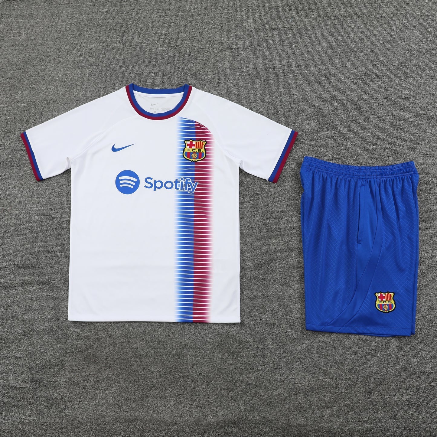 Barcelona 23/24 - Training Kit