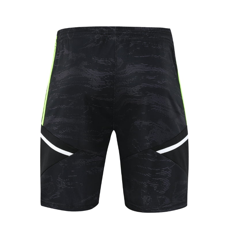 Manchester United 23/24 - Training Kit