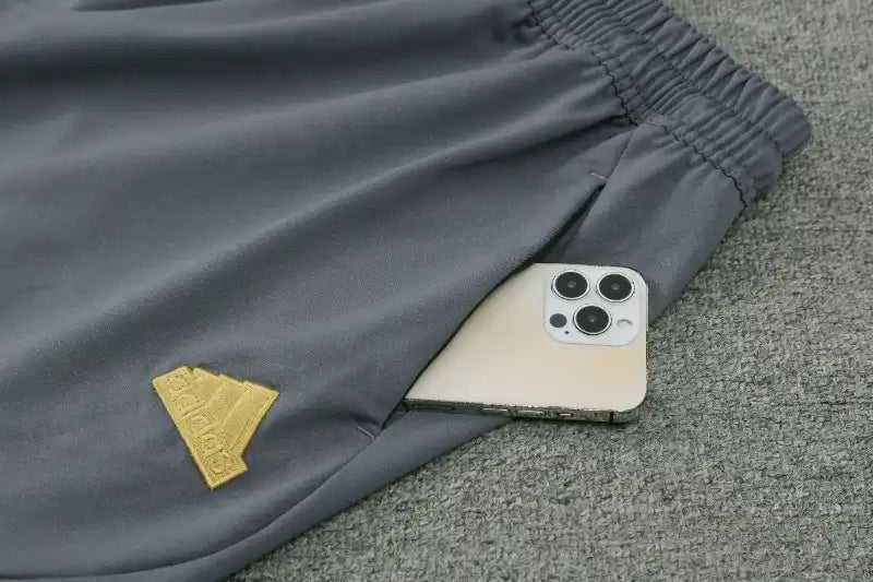 Arsenal 24/25 - Training Kit