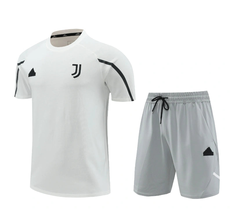 Juventus 24/25 - Training Kit