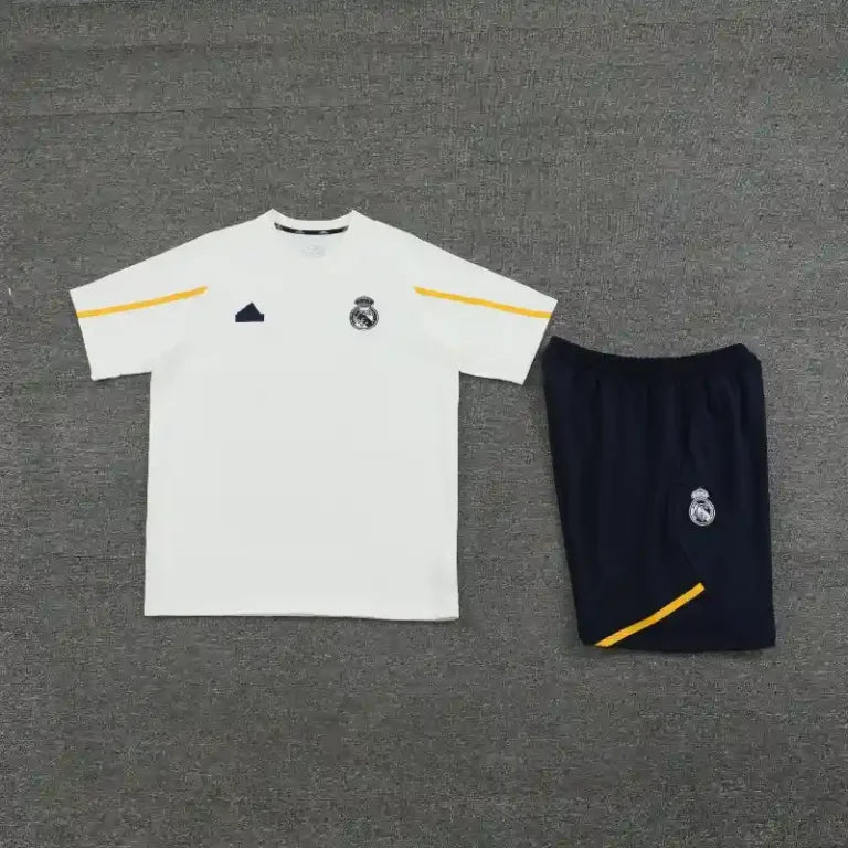 Real Madrid 24/25 - Training Kit