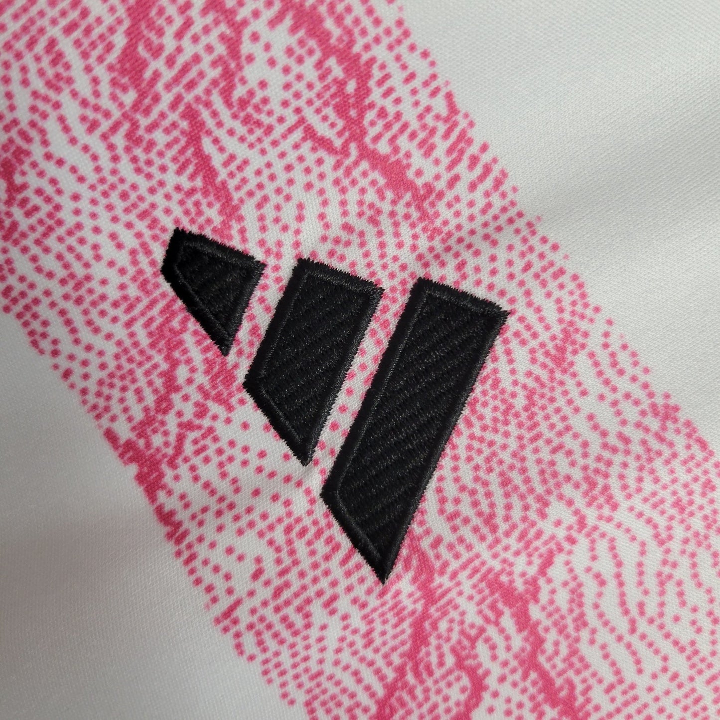 Juventus 23/24 Away