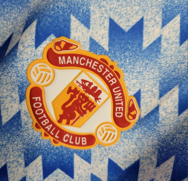 Manchester United 91/92 Away