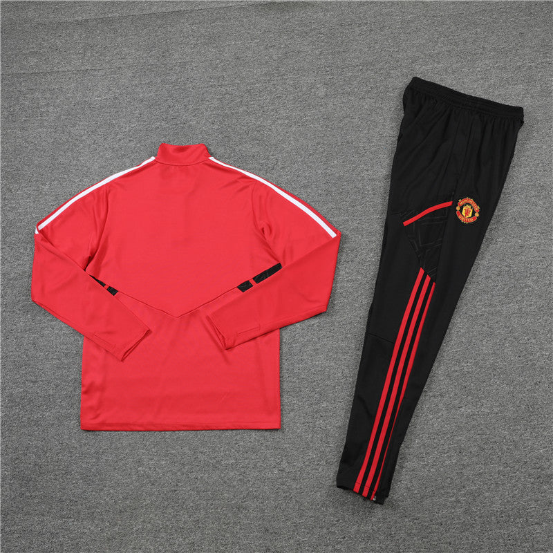 Manchester United 23/24 - Training Jersey - 1/2 Zip