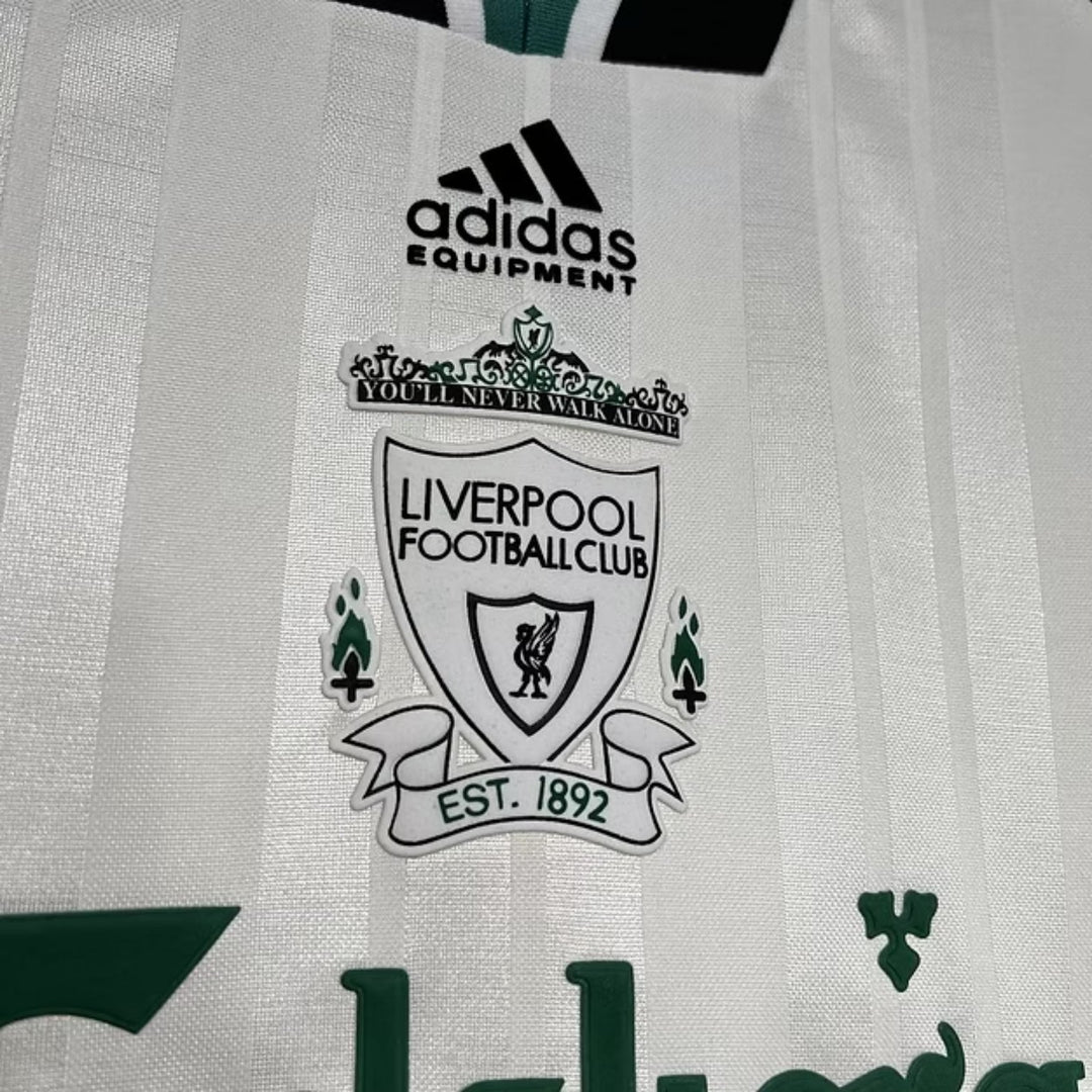 Liverpool 93/94 Away