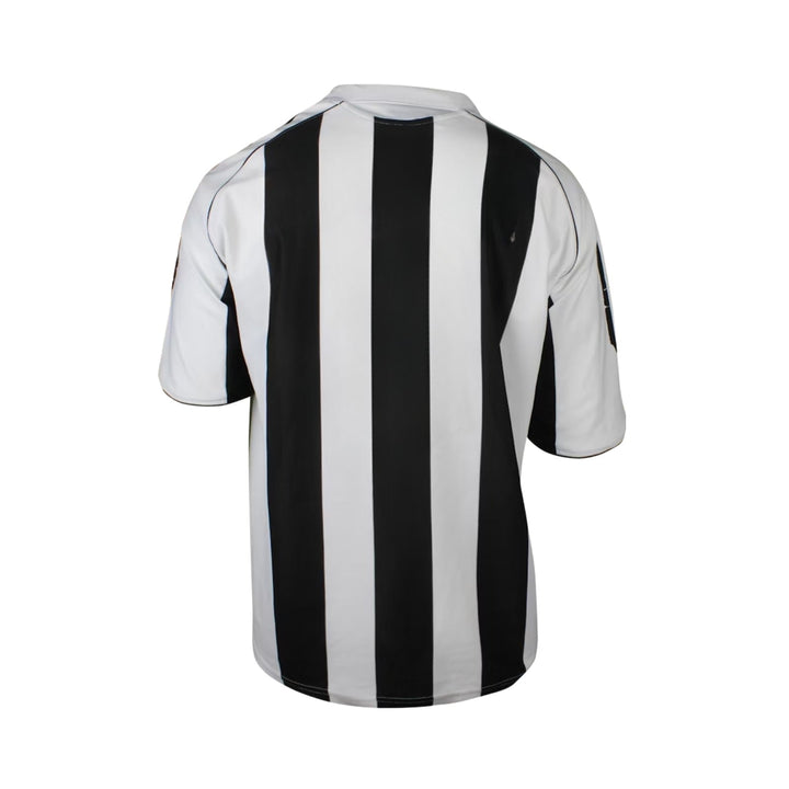Newcastle United 04/05