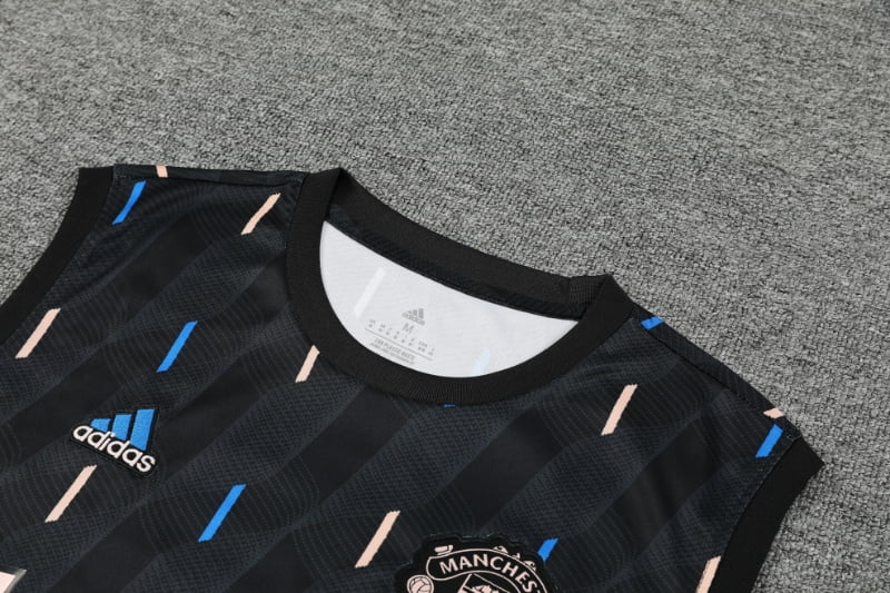 Manchester United 23/24 - Training Kit - Sleeveless
