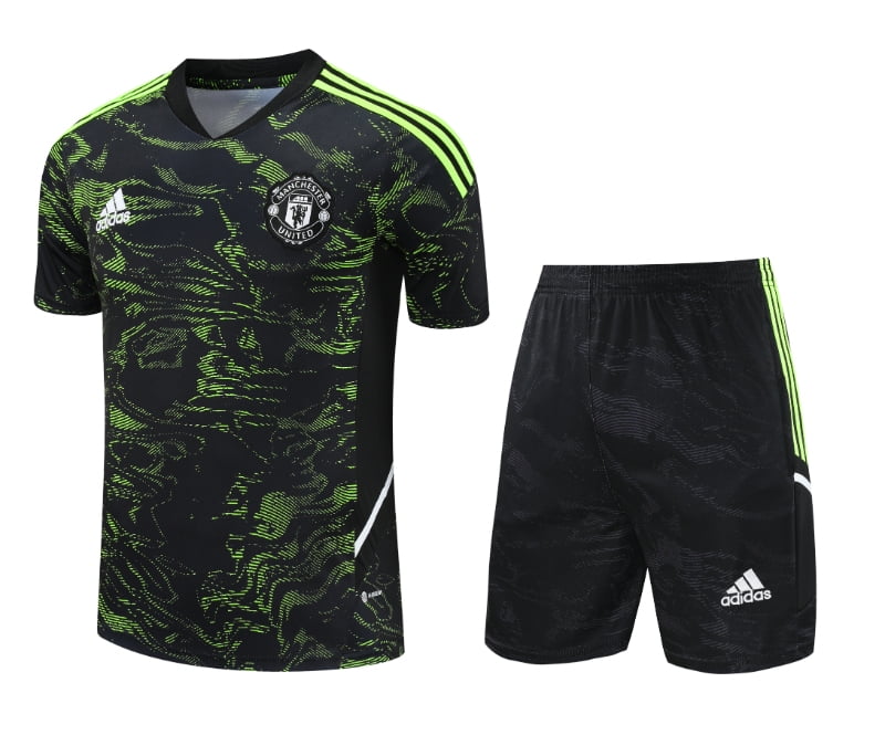 Manchester United 23/24 - Training Kit