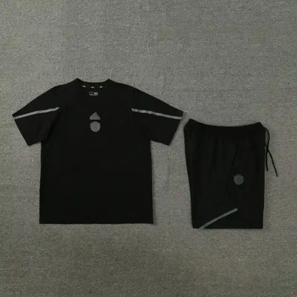 Manchester United 24/25 - Training Kit