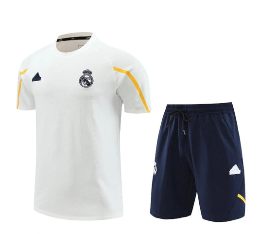 Real Madrid 24/25 - Training Kit