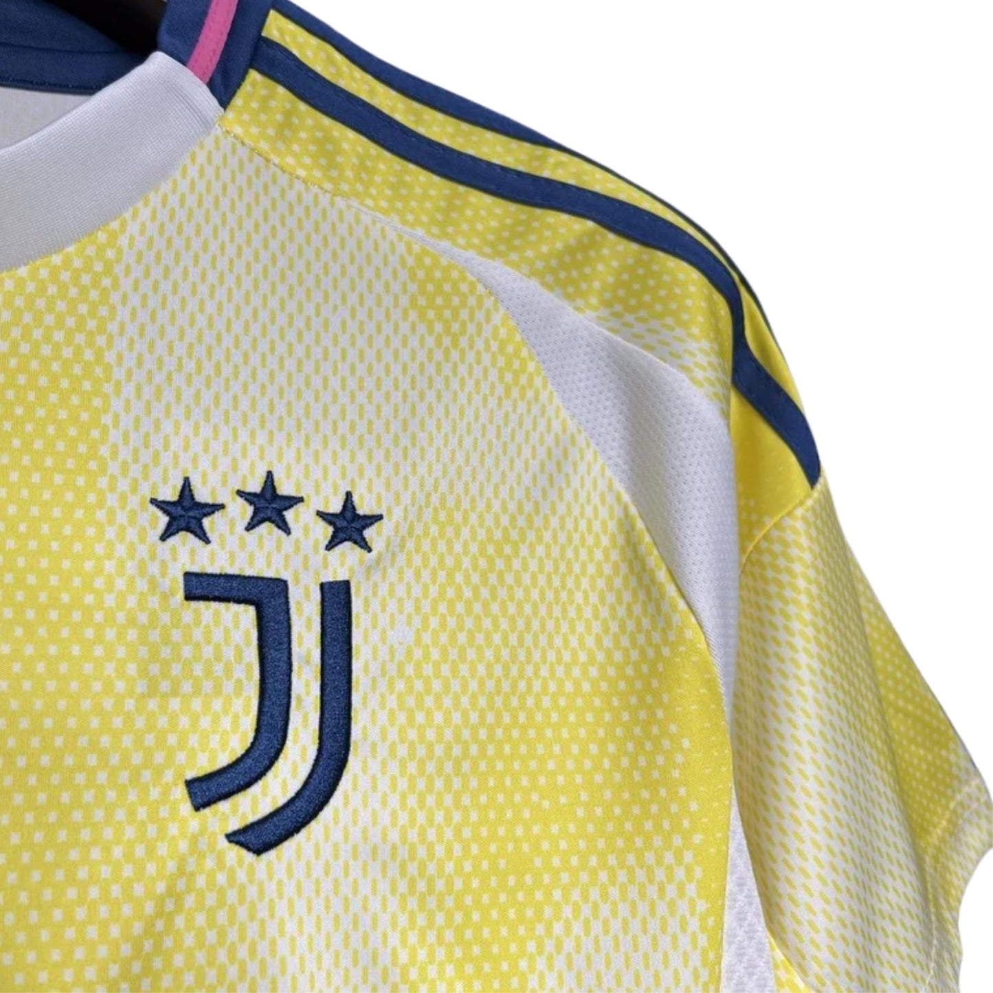Juventus 24/25 Fora