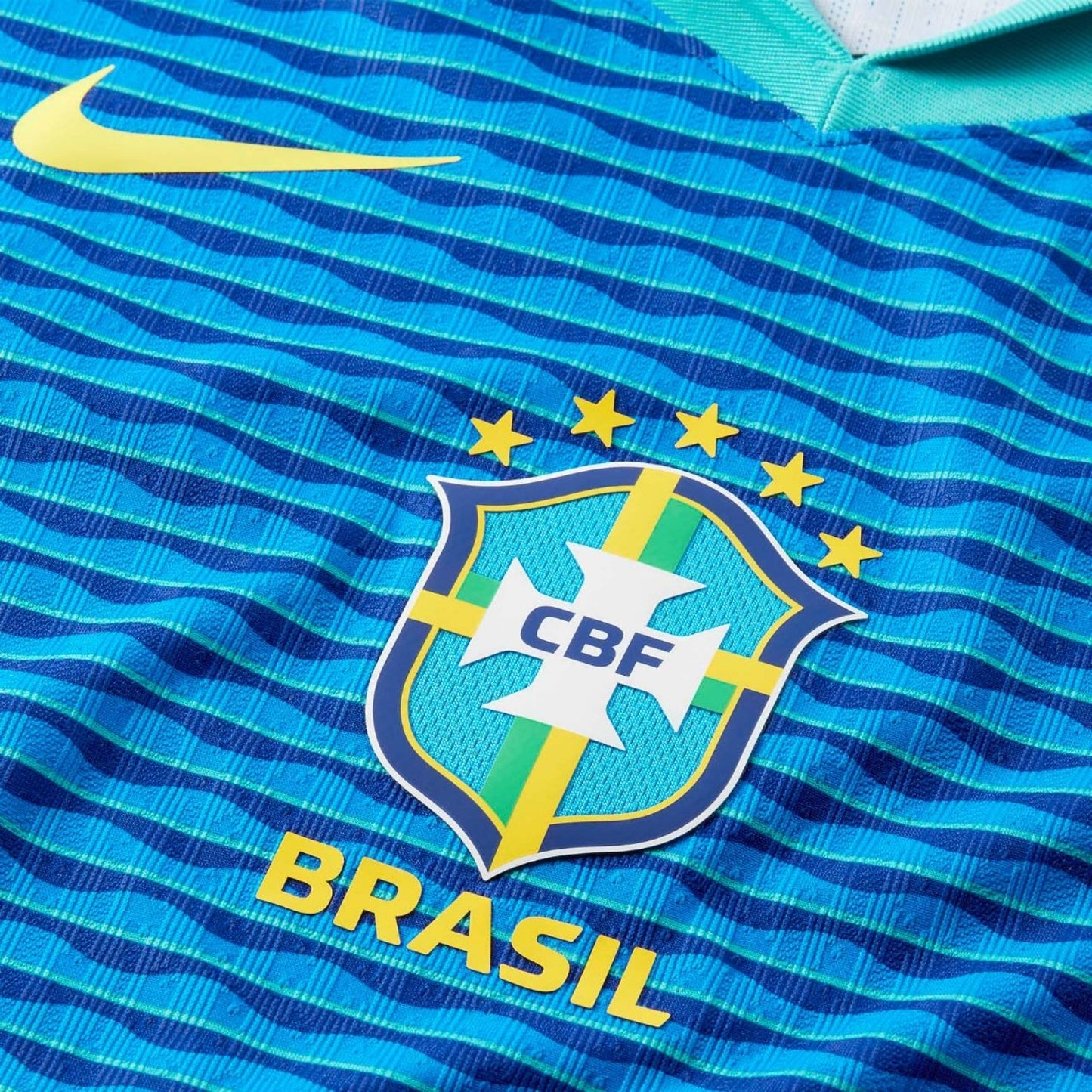 Brasil 24/25 Fora