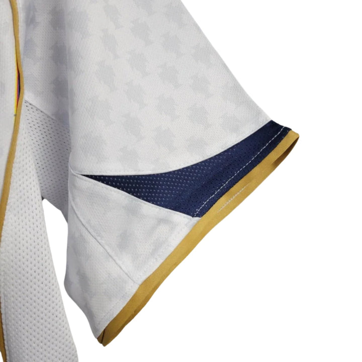 Portugal 04/05 Away