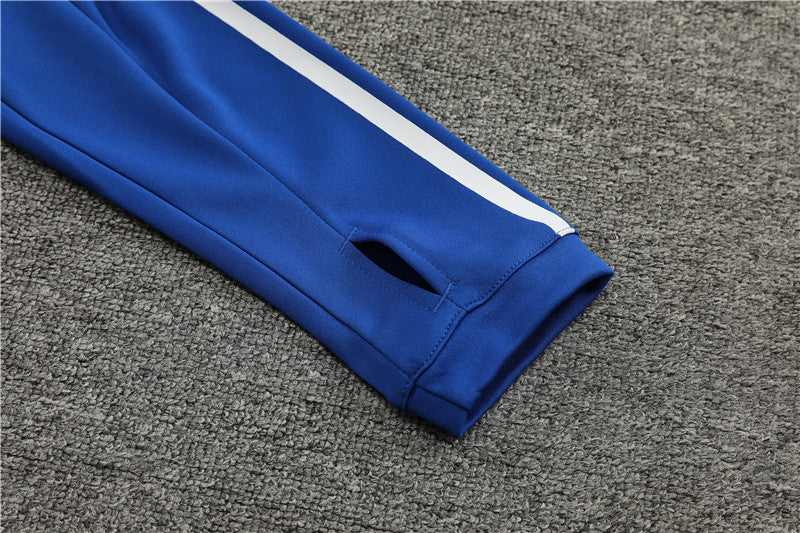 Manchester United 23/24 - Training Track Top - 1/2 Zip