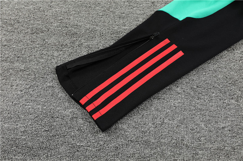 Manchester United 23/24 - Training Fato - 1/2 Zip