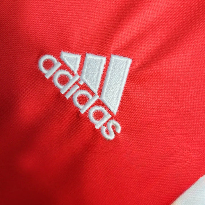 Benfica 04/05