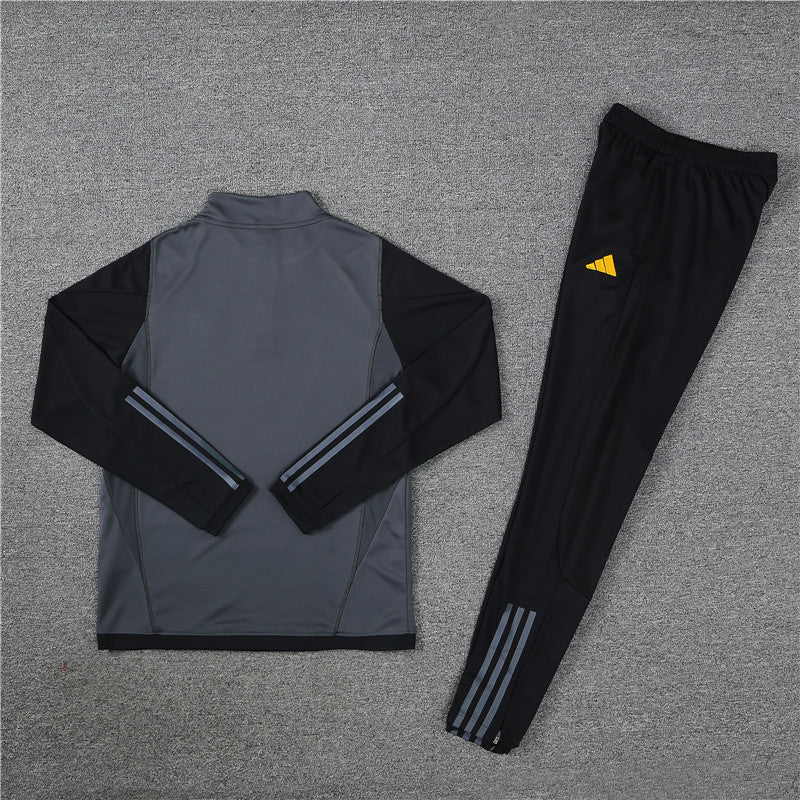Real Madrid 23/24 - Training Jersey - 1/2 Zip