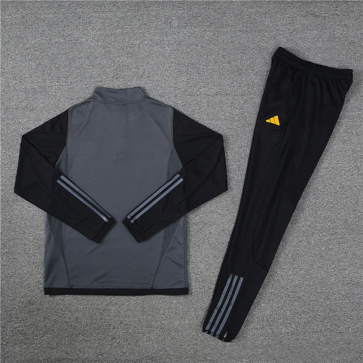 Real Madrid 23/24 - Training Jersey - 1/2 Zip