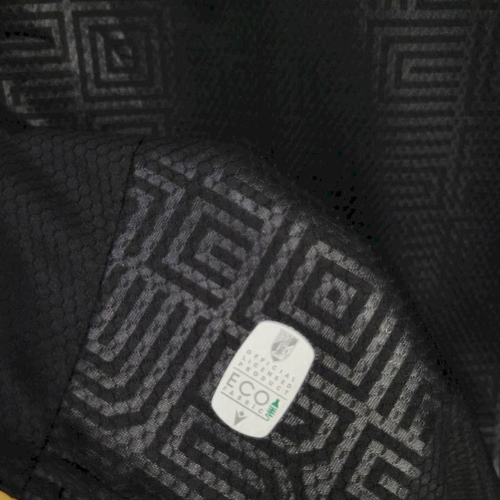 Vitória S.C. 24/25 Away