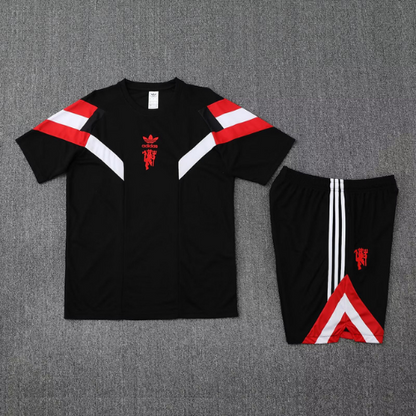 Manchester United 24/25 - Training Kit