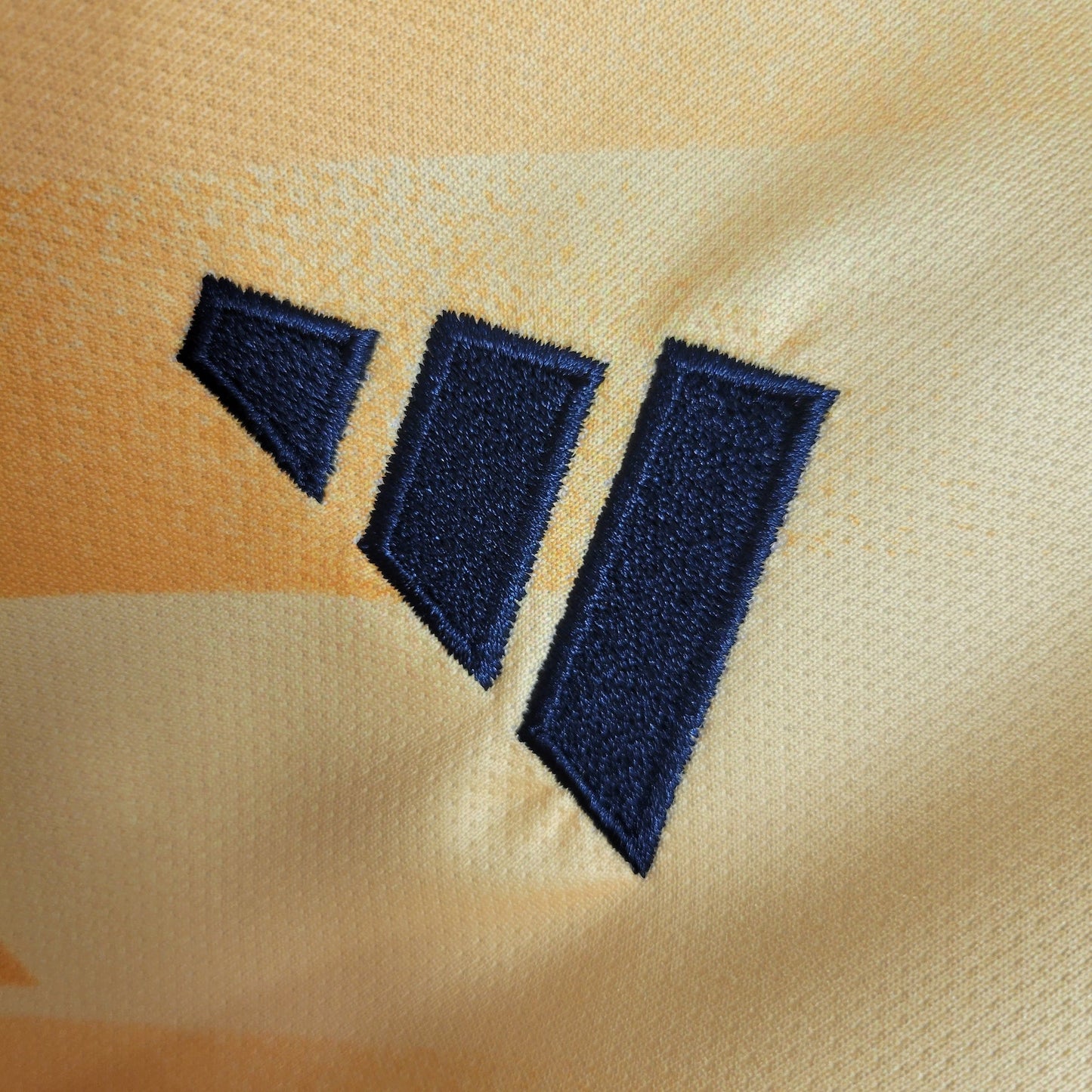 Ajax 23/24 Away
