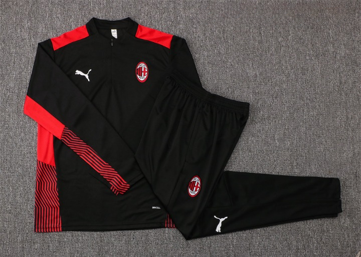 AC Milan 23/24 - Training Jersey - 1/2 Zip