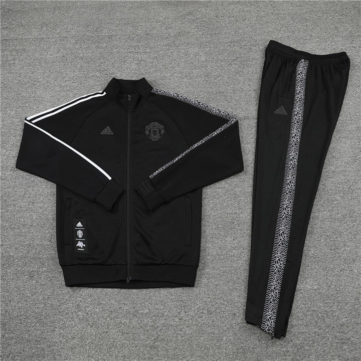 Manchester United 23/24 - Training Tracksuit - Full Zip